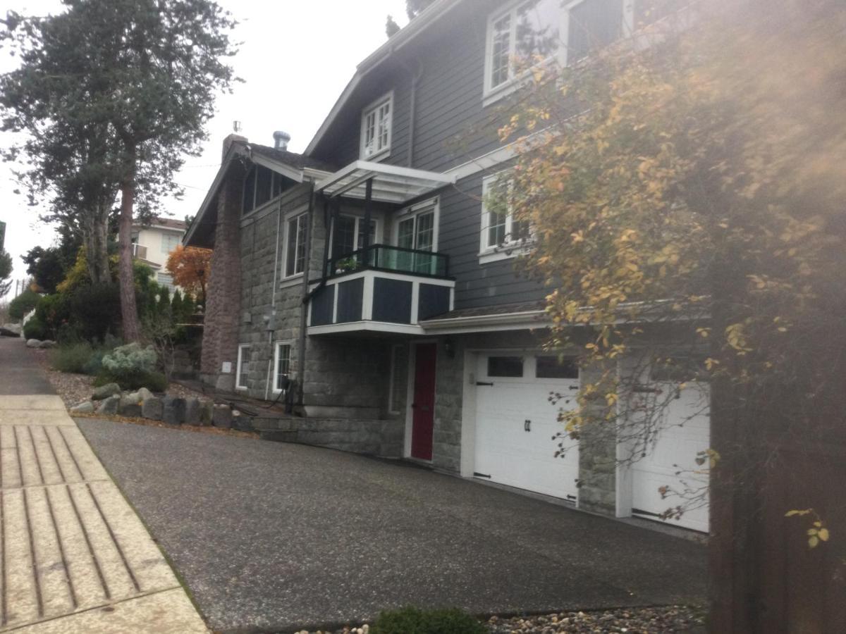 Lisa'S Home 버나비 외부 사진